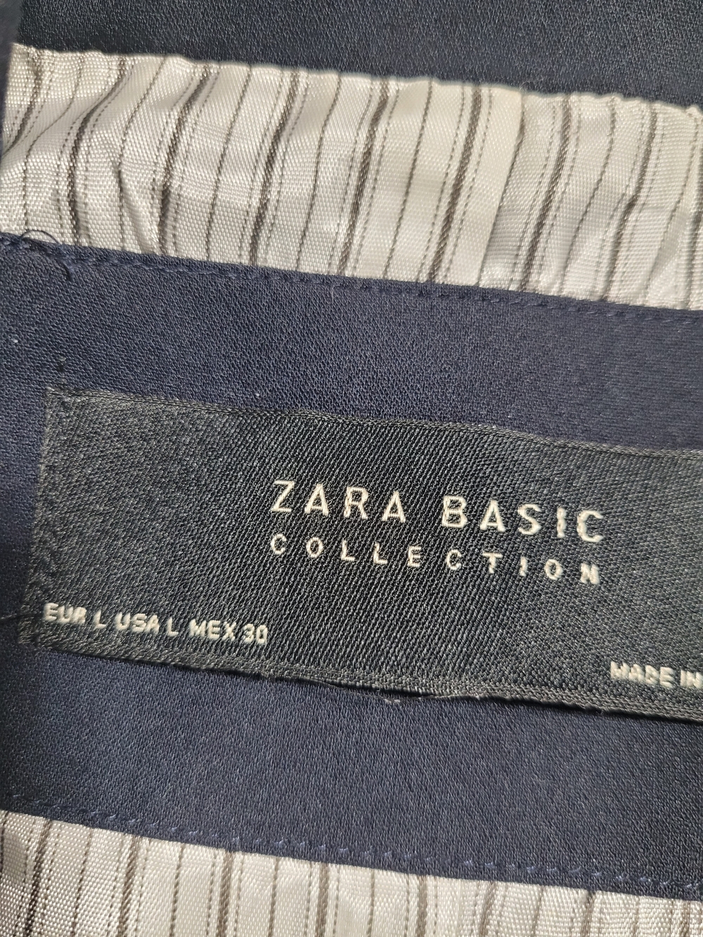 Zara Navy Single-Button Tailored Blazer - Picture 2 of 3